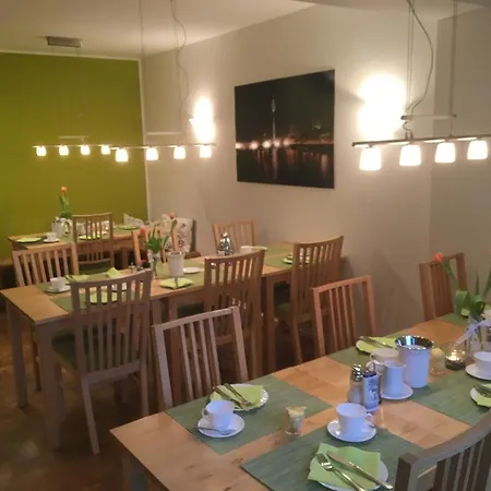 מלון דירות Apartmenthaus Sonnen דיסלדורף